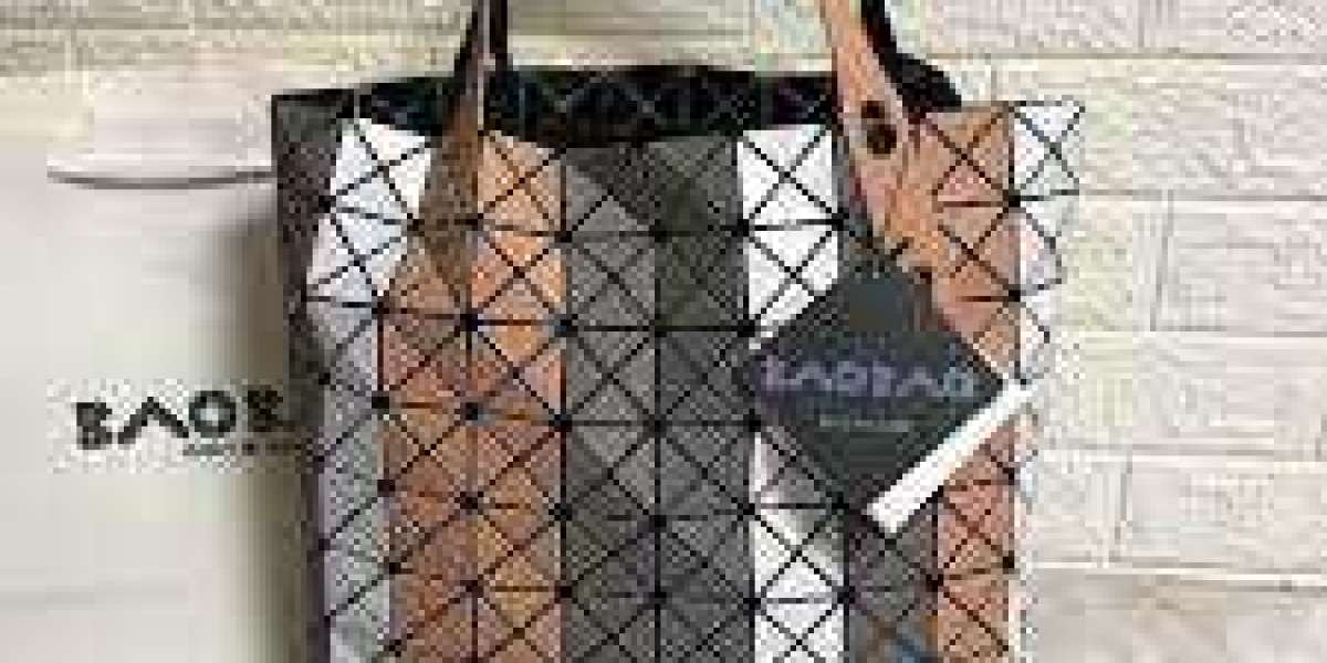 Picking a Golfing Bag