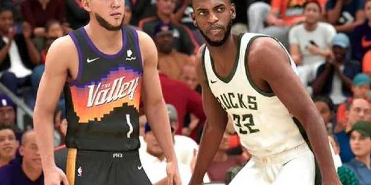 NBA 2K22 scores for Udonis Haslem and Gabe Vincent on the Miami Heat prediction roster