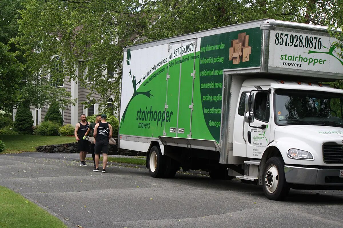 Ways to stay healthy while being on the move - Well Articles