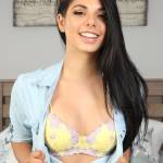 neelam kapoor Profile Picture