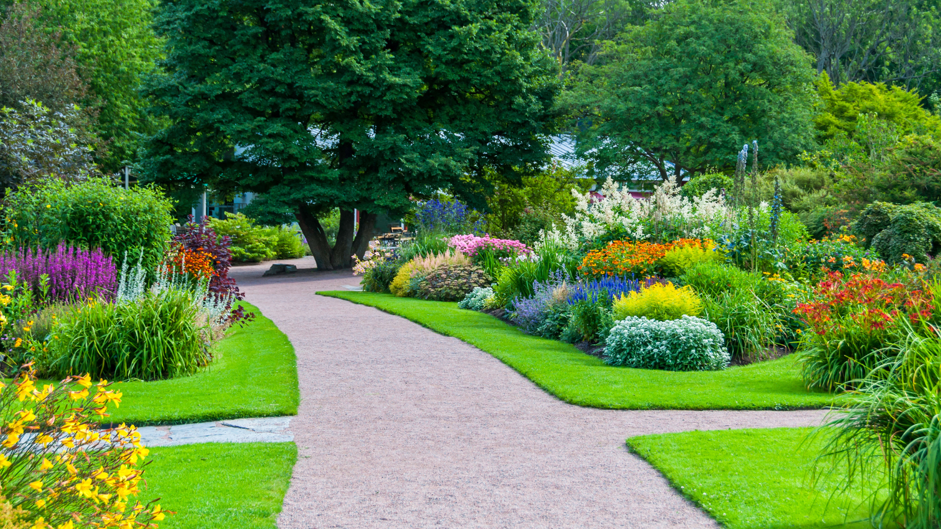 How Custom Landscape Design Can Increase Property Value?