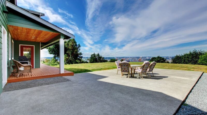 Top Qualities to Look for in a Patio Contractor in San Antonio - The Stauffer Home