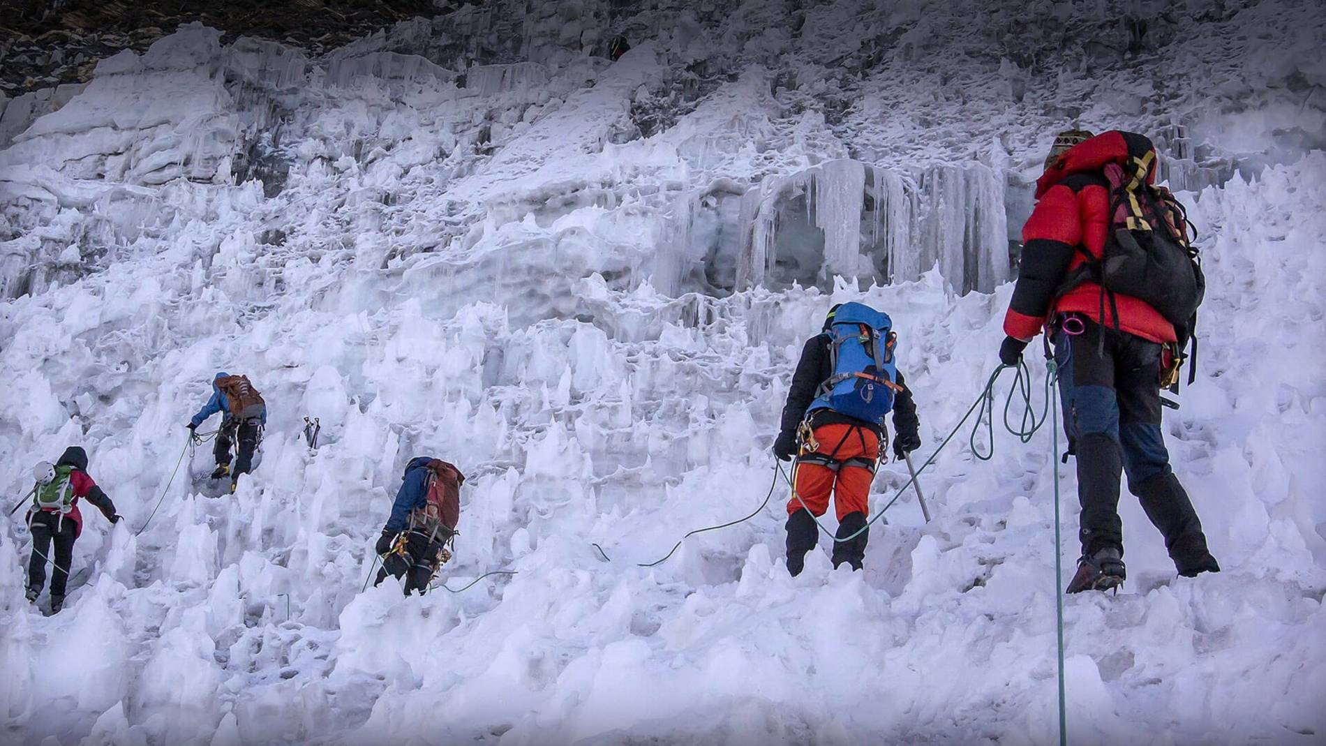 Island peak climbing 2023/2024