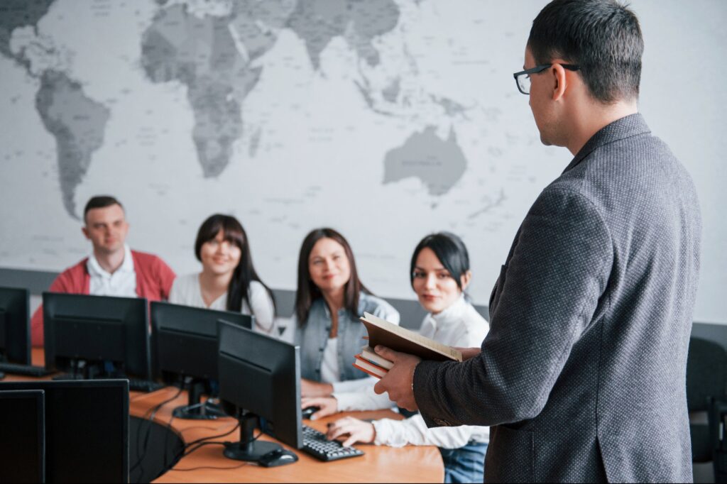 Why Startups Need Consultants: Expertise for Navigating the Challenges - Trusted Blogs