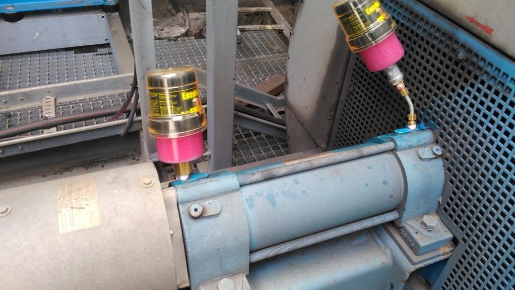 Correct lubrication enhances bearing performance