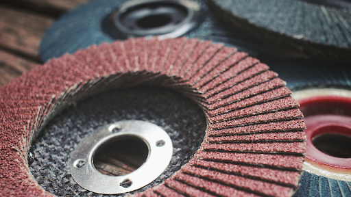 Maximizing Efficiency with the Right Grinder Accessories – TeamCnut