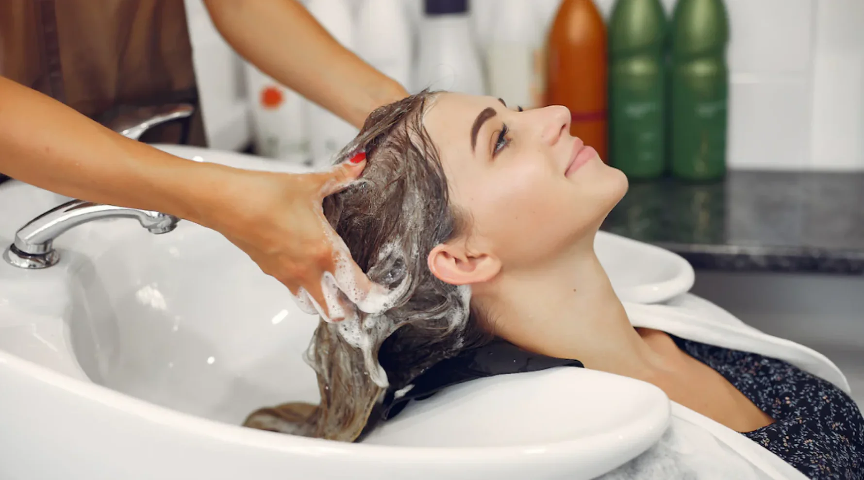 Why the Best Natural Shampoo is Better for Colored Hair