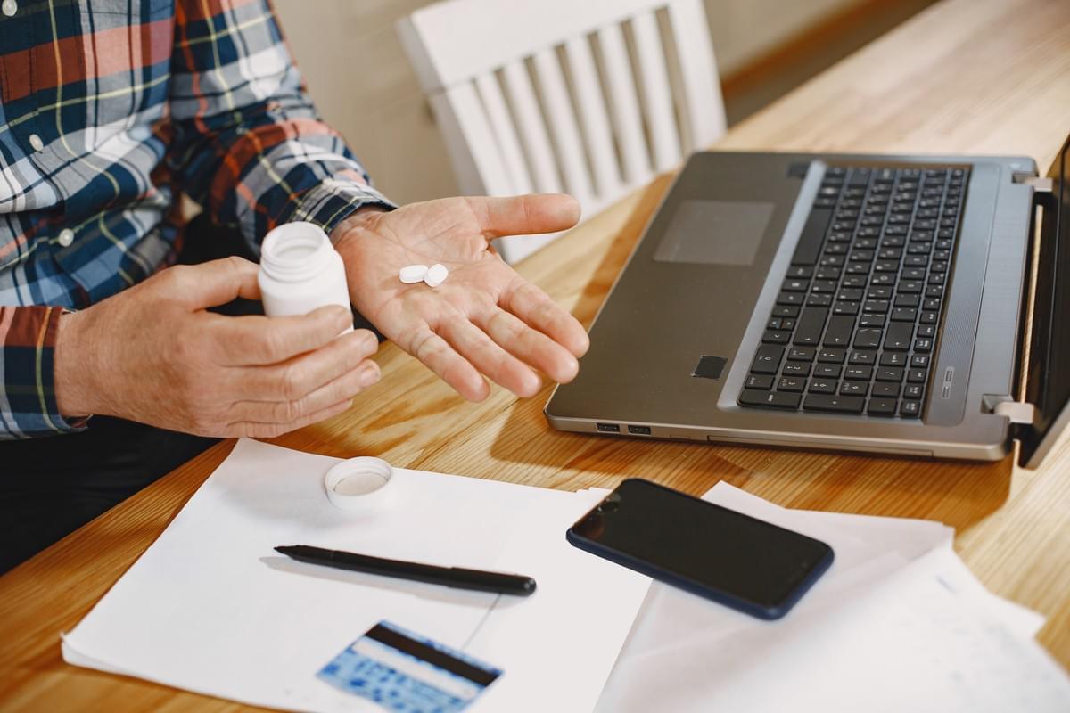 How Online Acne Treatments Stand Against  In-Person Care in Ireland