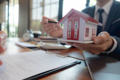 Why You Need a Mortgage Broker in Houston for Better Terms