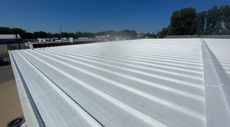 The Complete Guide on Waterproof Metal Roof Coating for Extended Protection - BIP Las Vegas