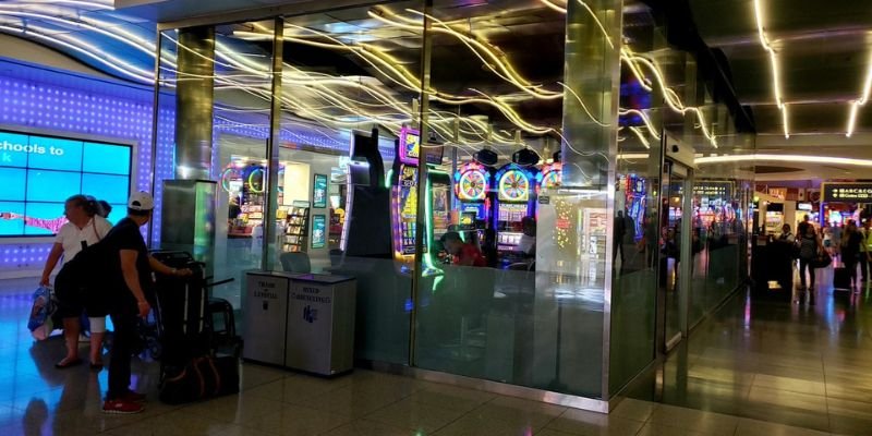 Las Vegas Airport Smoking Area +1-888-839-0502