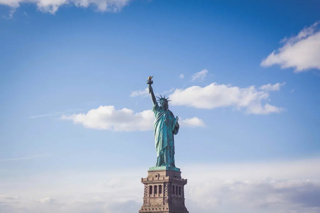 USA Tourist Visa: Everything You Need to Know | Sharkbow.com