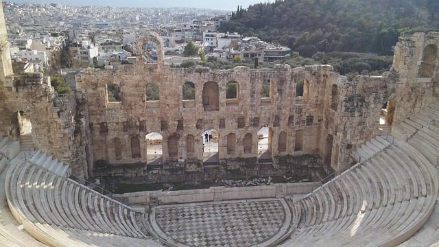 13 Must-See Historical Places in Greece | Complete Guide | OneVasco Blog